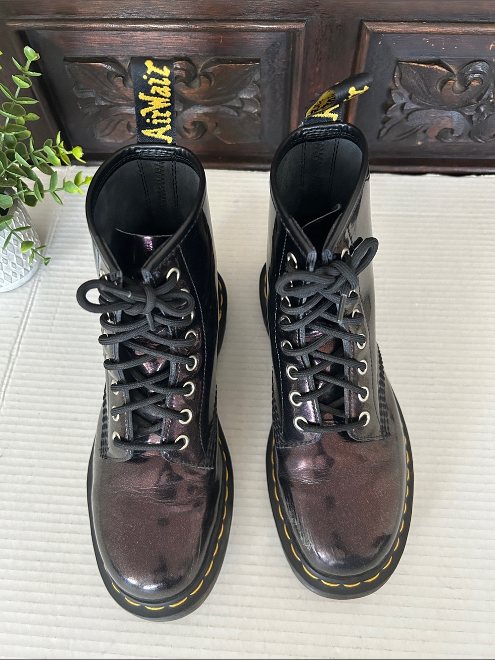 Dr. Martens 1460 Burgundy Patent
Leather Boots EUC - Picture 4 of 17